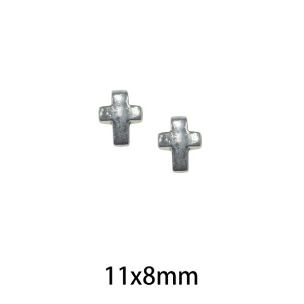 11x8mm Lead Free Pewter Crosses Charm A41720