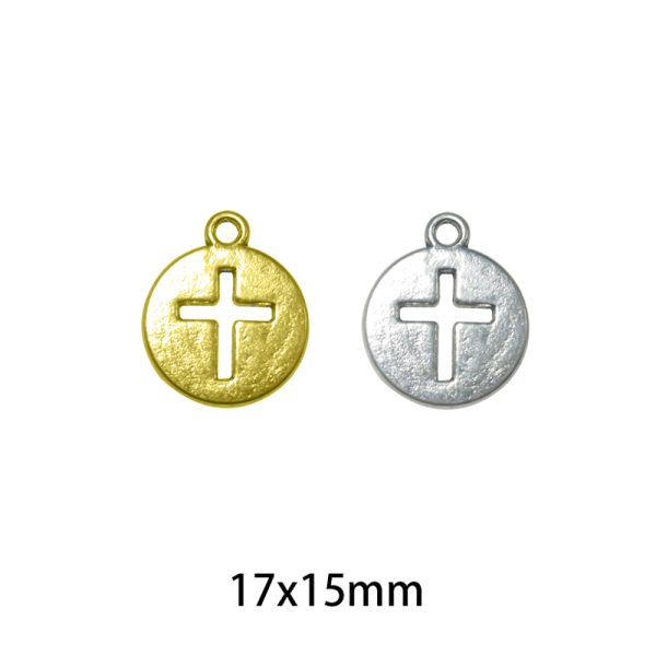 17x15mm Lead Free Pewter Crosses Charm A9292